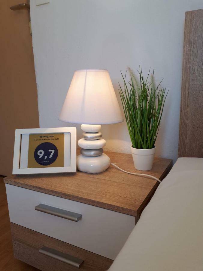 Cozy Apartment Josipa Привлака Экстерьер фото